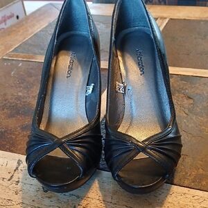 Xhilaration Black Peep Toe Heels